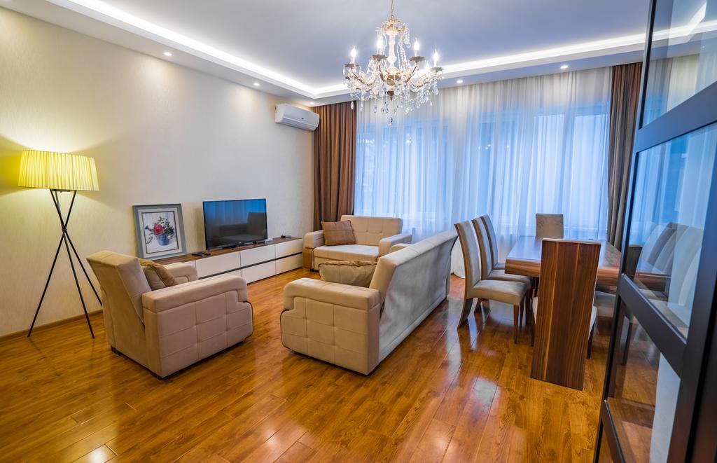 سويت هوم أت فريدوم سكوير 2 * تبليسي